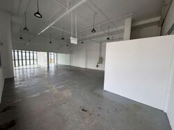 Hh @ Kallang (D13), Factory #558751531